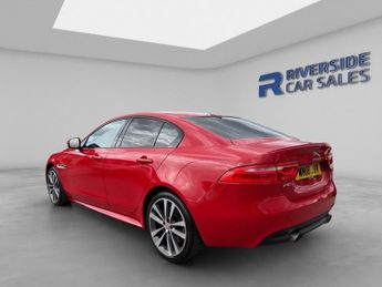 JAGUAR XE 2.0i GPF R-Sport Saloon 4dr Petrol Auto AWD Euro 6 (s/s) (300 ps