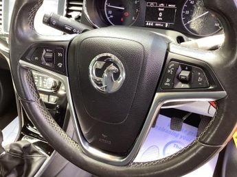 VAUXHALL MOKKA X 1.4i Turbo Design Nav SUV 5dr Petrol Manual Euro 6 (s/s) (140 ps