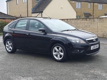 FORD FOCUS 1.6 Zetec Hatchback 5dr Petrol Manual (161 g/km, 99 bhp)
