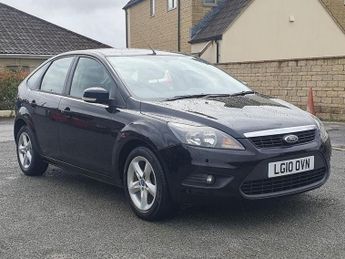 FORD FOCUS 1.6 Zetec Hatchback 5dr Petrol Manual (161 g/km, 99 bhp)
