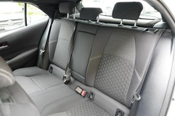 TOYOTA COROLLA 1.8 VVT-h Icon Hatchback 5dr Petrol Hybrid CVT Euro 6 (s/s) (140