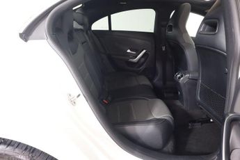 MERCEDES-BENZ CLA 1.3 CLA250e 15.6kWh AMG Line (Premium Plus) Coupe 8G-DCT Euro 6 