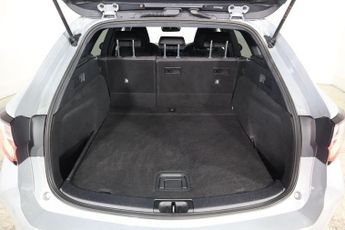 TOYOTA COROLLA 1.8 VVT-h Design Touring Sports CVT Euro 6 (s/s) 5dr