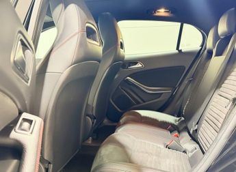 MERCEDES-BENZ GLA 1.6 GLA200 AMG Line (Premium Plus) SUV 5dr Petrol 7G-DCT Euro 6 