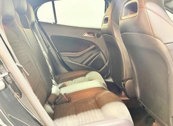 MERCEDES-BENZ GLA 1.6 GLA200 AMG Line (Premium Plus) SUV 5dr Petrol 7G-DCT Euro 6 