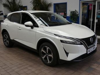 NISSAN QASHQAI 1.3 DIG-T MHEV N-Connecta SUV 5dr Petrol Hybrid XTRON Euro 6 (s/