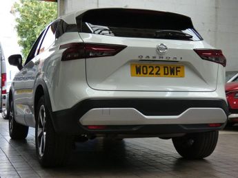 NISSAN QASHQAI 1.3 DIG-T MHEV N-Connecta SUV 5dr Petrol Hybrid XTRON Euro 6 (s/