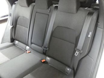 NISSAN QASHQAI 1.3 DIG-T MHEV N-Connecta SUV 5dr Petrol Hybrid XTRON Euro 6 (s/