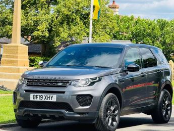 LAND ROVER DISCOVERY SPORT 2.0 TD4 Landmark SUV 5dr Diesel Auto 4WD Euro 6 (s/s) (180 ps)