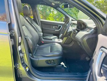 LAND ROVER DISCOVERY SPORT 2.0 TD4 Landmark SUV 5dr Diesel Auto 4WD Euro 6 (s/s) (180 ps)