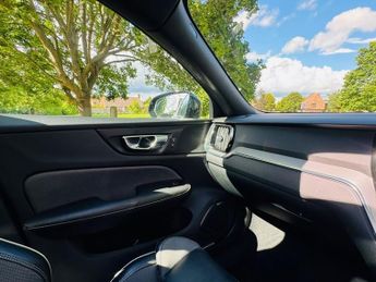 VOLVO S60 2.0 T5 R-Design Plus Saloon 4dr Petrol Auto Euro 6 (s/s) (250 ps
