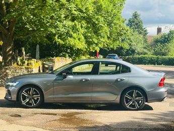 VOLVO S60 2.0 T5 R-Design Plus Saloon 4dr Petrol Auto Euro 6 (s/s) (250 ps