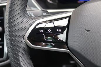 VOLKSWAGEN TIGUAN 1.5 TSI R-LINE EDITION