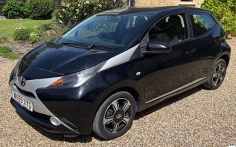 TOYOTA AYGO 1.0 VVT-i x-clusiv Hatchback 5dr Petrol x-shift Euro 5 Euro 5 (6