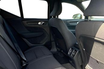 VOLVO XC40 Recharge 69kWh Core SUV 5dr Electric Auto (231 ps) Rear Park Ass