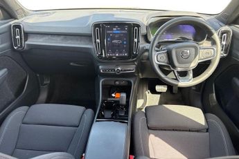 VOLVO XC40 Recharge 69kWh Core SUV 5dr Electric Auto (231 ps) Rear Park Ass