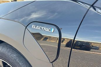 TOYOTA BZ4X 71.4kWh Vision SUV 5dr Electric Auto (11kW OBC) (204 ps) 360 Pan