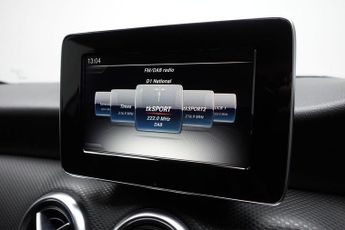 MERCEDES-BENZ A-CLASS 1.5 A180d SE Hatchback 5dr Diesel 7G-DCT Euro 6 (s/s) (109 ps)