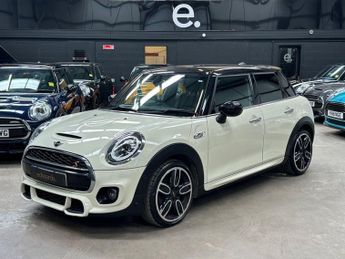 MINI Hatch 2.0 Cooper S Sport Hatchback 5dr Petrol Steptronic Euro 6 (s/s) 