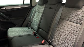 VOLKSWAGEN TIGUAN 1.5 TSI Life SUV 5dr Petrol DSG Euro 6 (s/s) (150 ps)