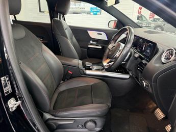MERCEDES-BENZ EQA EQA 300 66.5kWh AMG Line SUV 5dr Electric Auto 4MATIC (228 ps)
