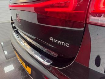 MERCEDES-BENZ EQA EQA 300 66.5kWh AMG Line SUV 5dr Electric Auto 4MATIC (228 ps)