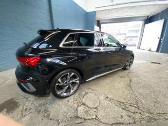 AUDI A3 1.5 TFSI 35 S line Sportback 5dr Petrol S Tronic Euro 6 (s/s) (1