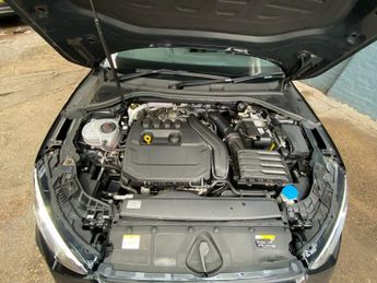AUDI A3 1.5 TFSI 35 S line Sportback 5dr Petrol S Tronic Euro 6 (s/s) (1