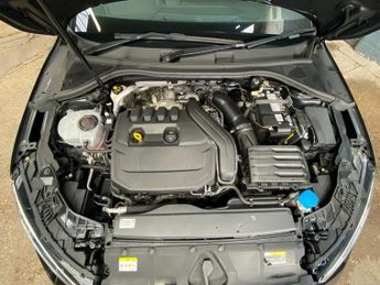AUDI A3 1.5 TFSI 35 S line Sportback 5dr Petrol S Tronic Euro 6 (s/s) (1