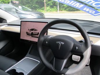 TESLA Model 3 (Dual Motor) Performance Saloon 4dr Electric Auto 4WDE (Performa
