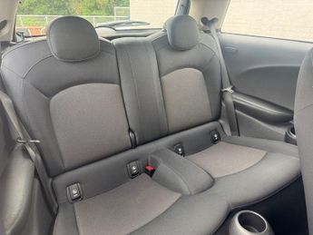 MINI HATCH 1.5 Cooper Hatchback 3dr Petrol Auto Euro 6 (s/s) (136 ps)