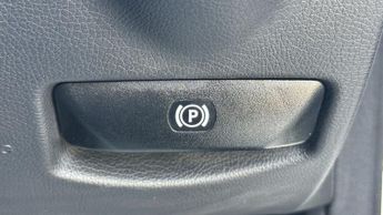 MERCEDES-BENZ C-CLASS 2.1 C220 CDI Executive SE Saloon 4dr Diesel G-Tronic+ Euro 5 (s/