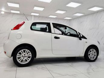 FIAT PUNTO 1.2 Pop + Hatchback 3dr Petrol Euro 6 (69 bhp)