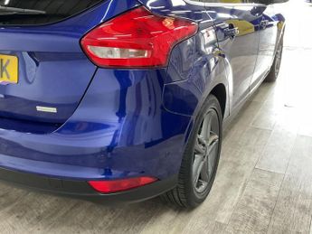 FORD FOCUS 1.0T EcoBoost Titanium Hatchback 5dr Petrol Manual Euro 6 (s/s) 