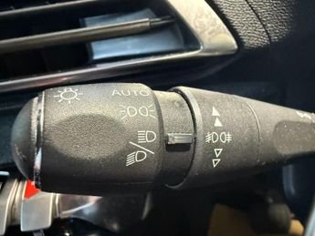PEUGEOT 3008 1.5 BlueHDi GT Line Premium SUV 5dr Diesel EAT Euro 6 (s/s) (130