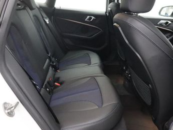 BMW 2 SERIES GRAN COUPE 1.5 218i M Sport Saloon 4dr Petrol Manual Euro 6 (s/s) (136 ps)