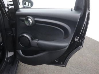 MINI HATCH 1.5 Cooper Classic Hatchback 5dr Petrol Manual Euro 6 (s/s) (136