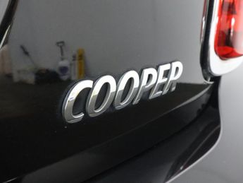 MINI HATCH 1.5 Cooper Classic Hatchback 5dr Petrol Manual Euro 6 (s/s) (136