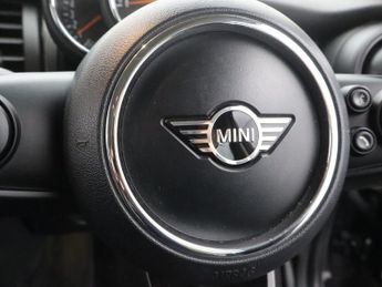 MINI HATCH 1.5 Cooper Classic Hatchback 5dr Petrol Manual Euro 6 (s/s) (136