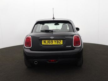 MINI HATCH 1.5 Cooper Classic Hatchback 5dr Petrol Manual Euro 6 (s/s) (136