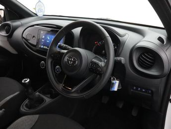 TOYOTA AYGO X 1.0 VVT-i Pure Hatchback 5dr Petrol Manual Euro 6 (s/s) (72 ps)