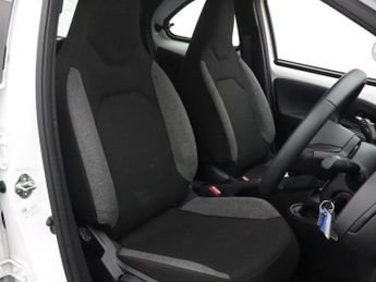 TOYOTA AYGO X 1.0 VVT-i Pure Hatchback 5dr Petrol Manual Euro 6 (s/s) (72 ps)