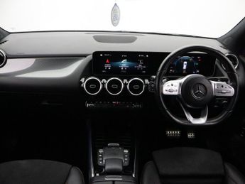 MERCEDES-BENZ GLA CLASS 2.0 GLA250 AMG Line (Executive) SUV 5dr Petrol 8G-DCT Euro 6 (s/