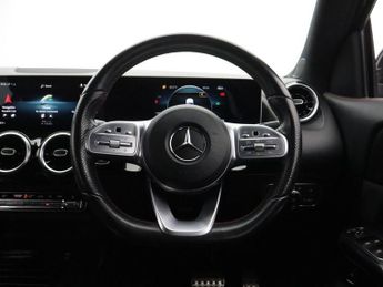 MERCEDES-BENZ GLA CLASS 2.0 GLA250 AMG Line (Executive) SUV 5dr Petrol 8G-DCT Euro 6 (s/