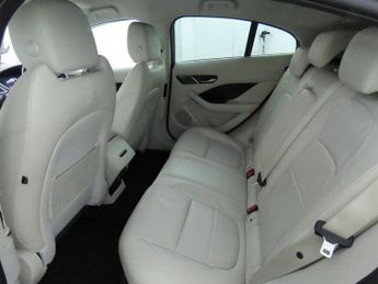 JAGUAR I-PACE 400 90kWh SE SUV 5dr Electric Auto 4WD (400 ps)