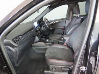 FORD KUGA 2.5 EcoBoost Duratec 14.4kWh ST-Line SUV 5dr Petrol Plug-in Hybr