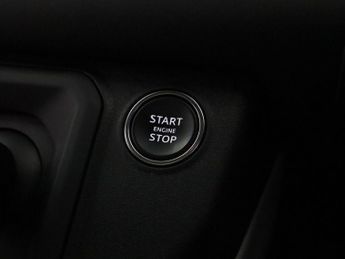 LAND ROVER DEFENDER 130 3.0 P300 MHEV X-Dynamic HSE SUV 5dr Petrol Auto 4WD Euro 6 (s/s)