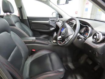 MG MG ZS 72.6kWh Trophy Long Range SUV 5dr Electric Auto (156 ps)
