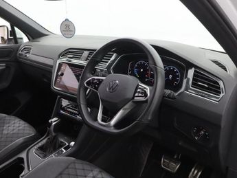 VOLKSWAGEN TIGUAN 1.5 TSI R-Line SUV 5dr Petrol DSG Euro 6 (s/s) (150 ps)