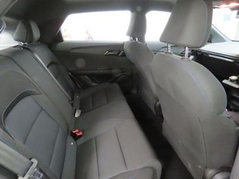 MG MG 4 64kWh SE Long Range Hatchback 5dr Electric Auto (203 ps)